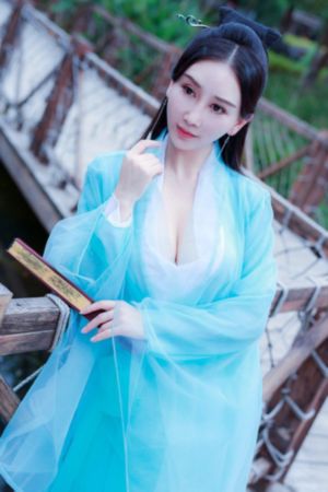 落丽塔_国产剧超清免费观看
